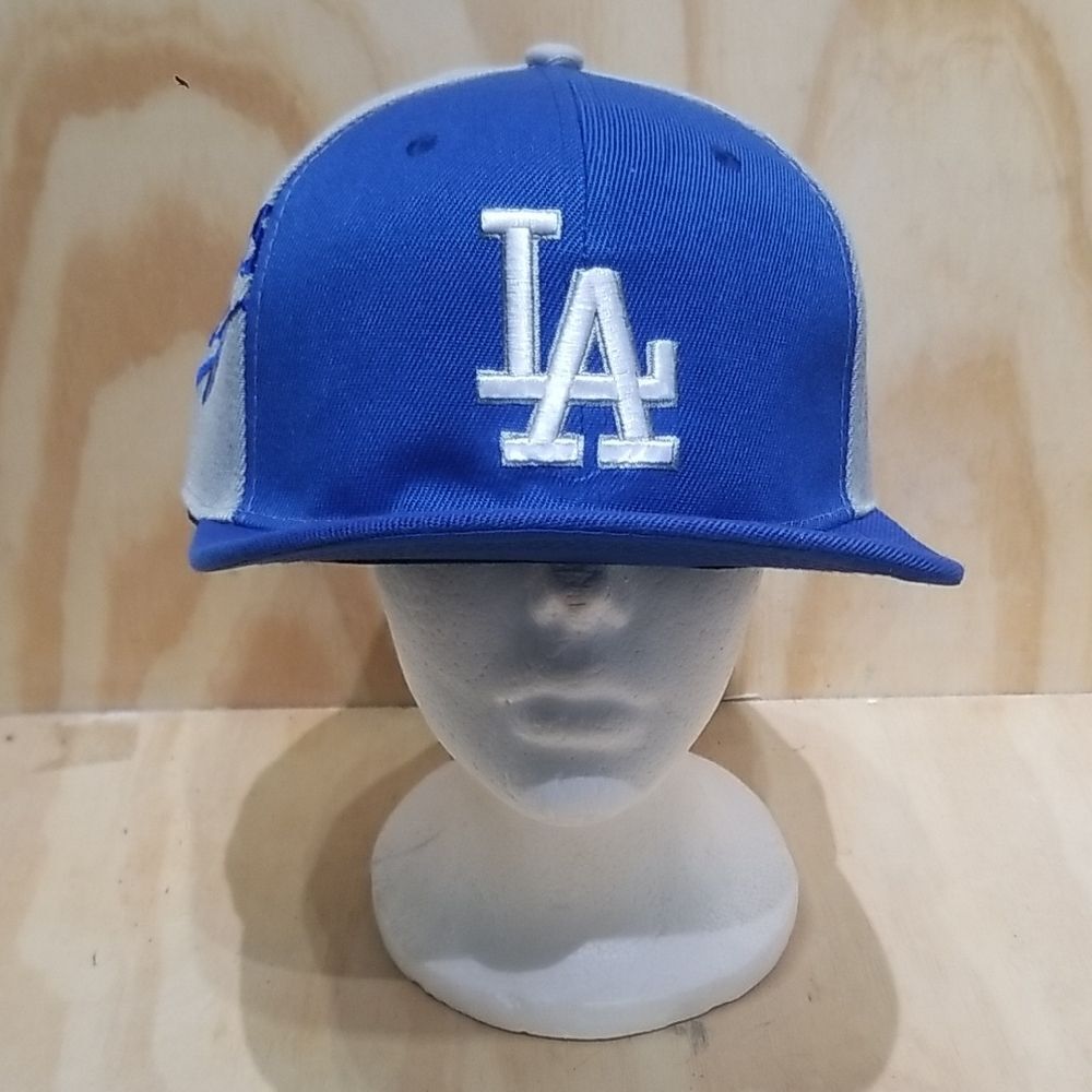 Los Angeles Dodgers New Era Gameday Sideswipe 59FIFTY Fitted Hat Brand new/Never